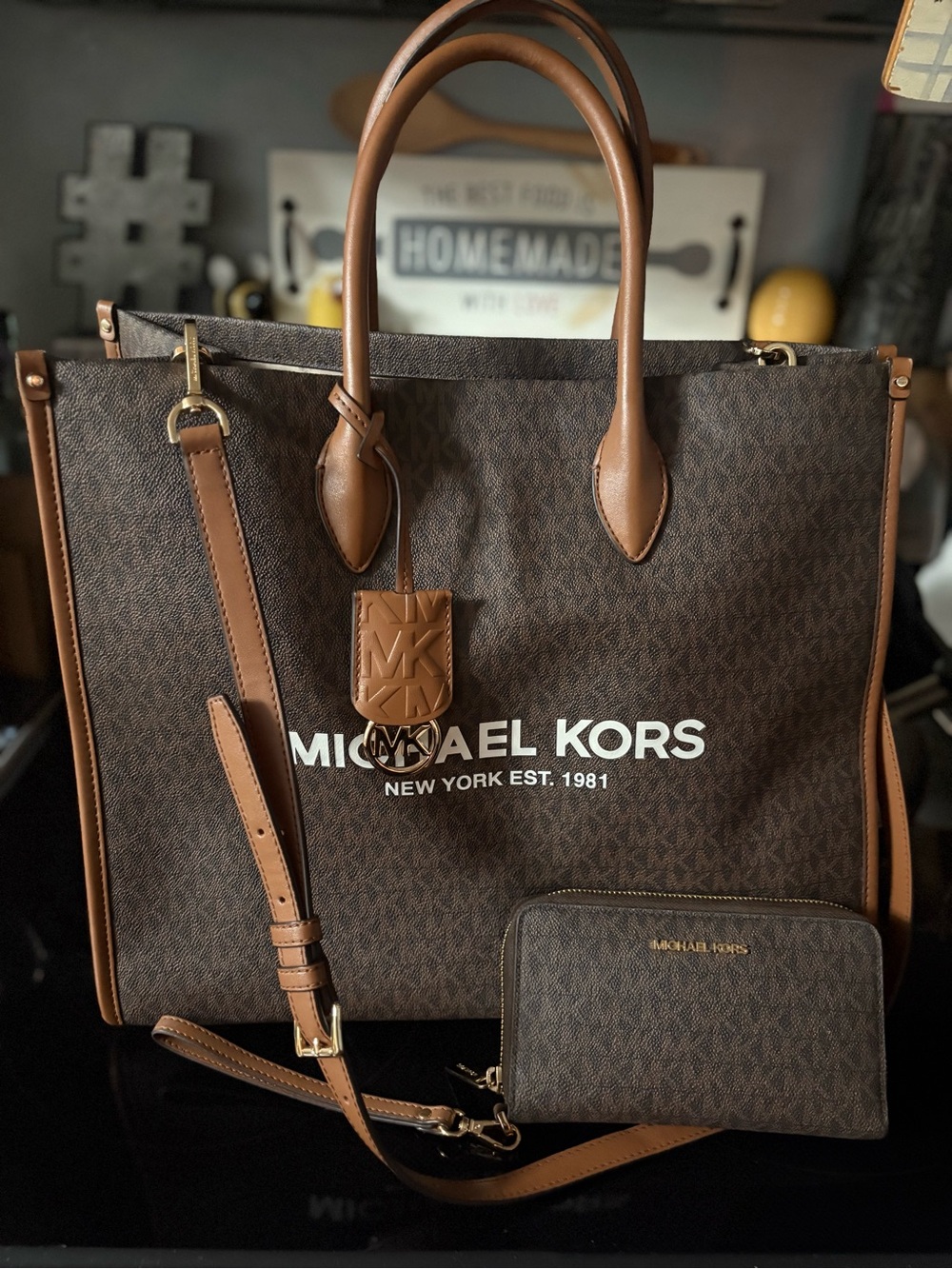 Michael Kors Brown Signature Logo Tote with Matching Wallet